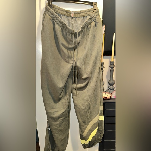 NWT Free People Movement All Star Logo Joggers In Ash - Picture 7 of 11